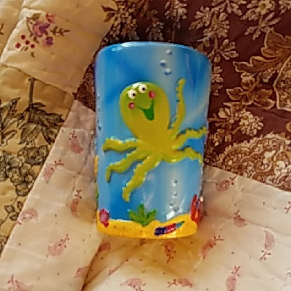 Colorful Ocean-Themed Ceramic Toothbrush Holder
